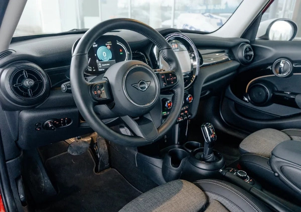 MINI Cooper cena 115900 przebieg: 11770, rok produkcji 2023 z Rumia małe 29